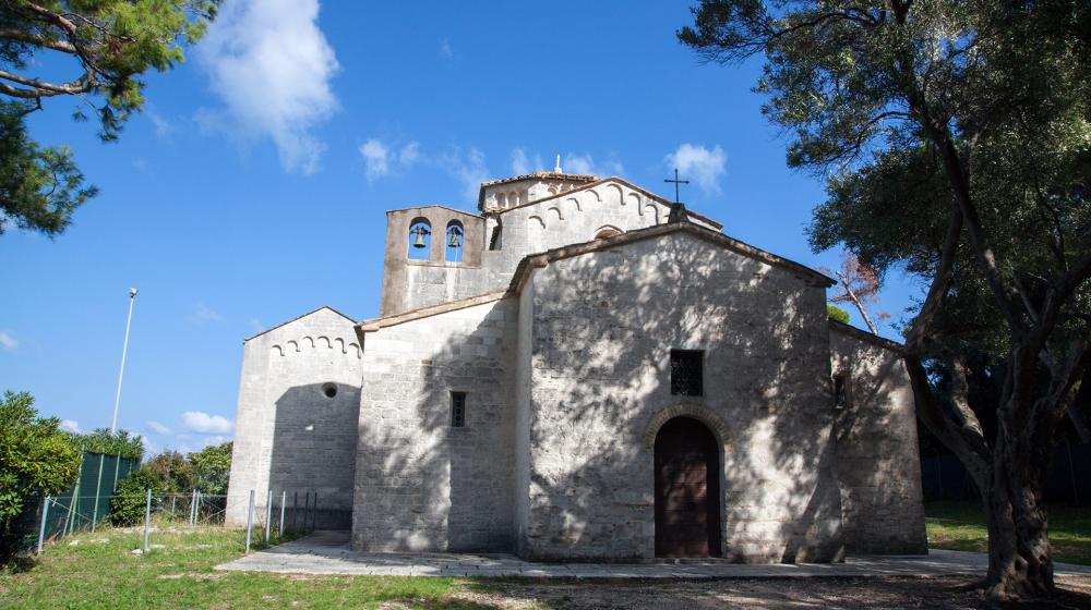 conero-portonovo-chiesa.jpg