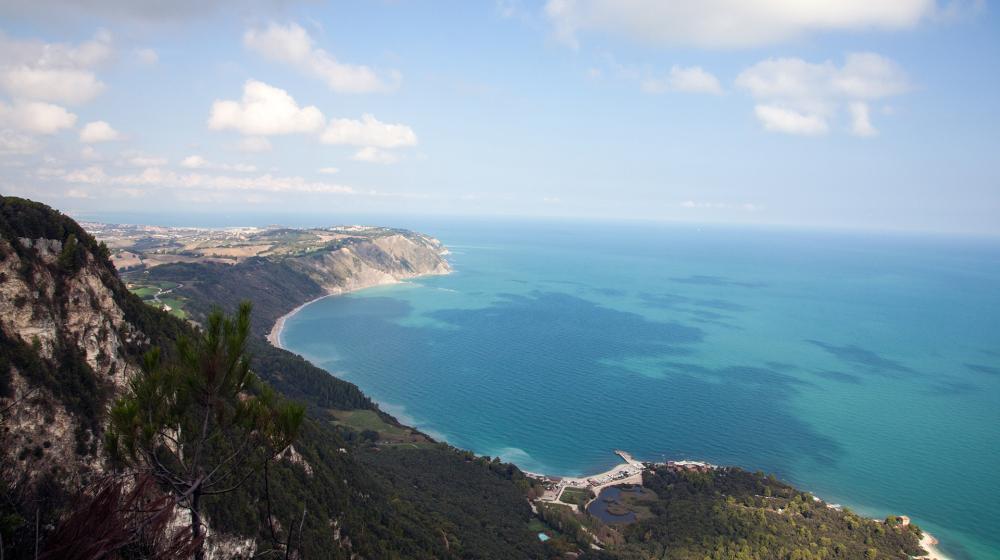 conero-portonovo-panorama.jpg