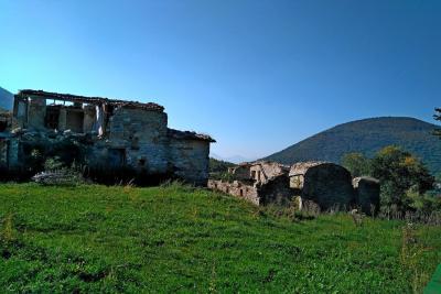 Rotis 1trekking_cammino_forti_san_severino_marche_camerino_casetelraimondo_elcito_san_vicino_canfaito_responsabile.jpg