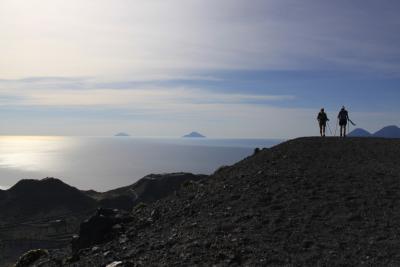 IMG_2767Etna-Eolie-sicilia-trekking.jpg