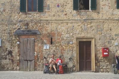 7_Monteriggioni_Siena_trekking_tuscany_italyfrancigena_cammino_firenze_siena_san_gimignano_trekking_viaggio_a_piedi.jpg