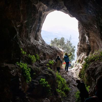 Dalla Gola della Rossa alla Grotta del Vernino