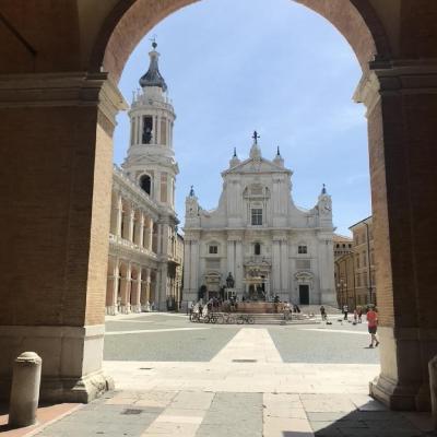 Loreto: il Santuario tra fede, arte e forte