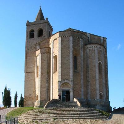 Offida borgo divino, con guida turistica