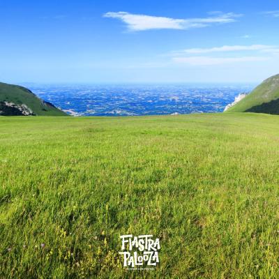 Panorami sul lago, praterie montane e nuove forme di abitare | Escursioni nella natura