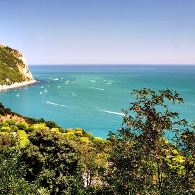 Viaggio nelle Marche, da Recanati al Monte Conero