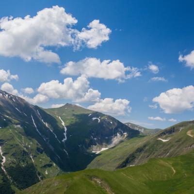 Viaggio a piedi nelle Marche, tra i monti Sibillini con Omero