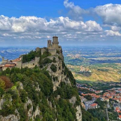 San Marino: a spasso tra storia, natura e Mercatini di Natale