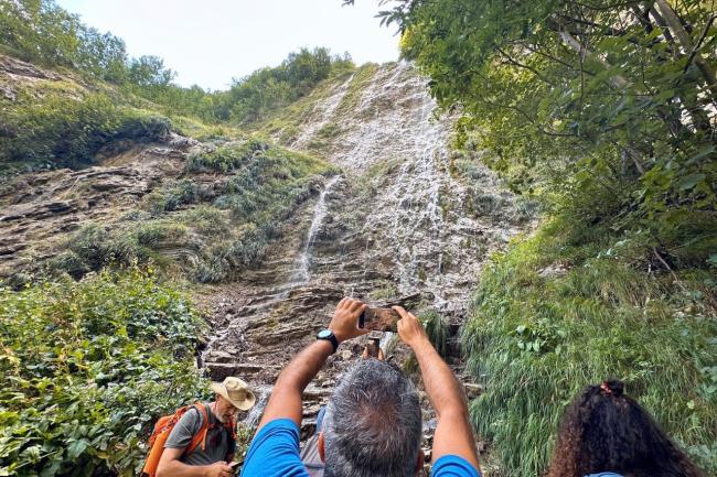 acqua-santa-Bolognola-cascate.jpg